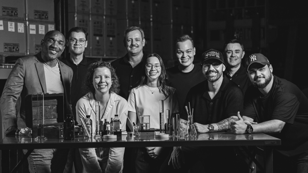 AromaPlan agora é Adapt Crew